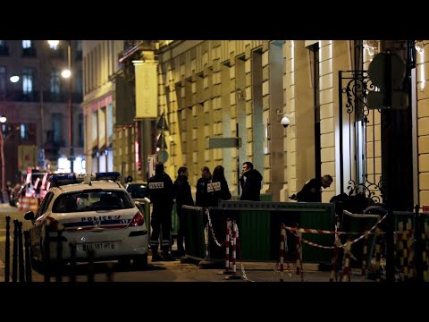 باريس: عصابة تهاجم فندق "ريتز" بالفؤوس وتسرق مجوهرات قيمتها 4 ملايين يورو