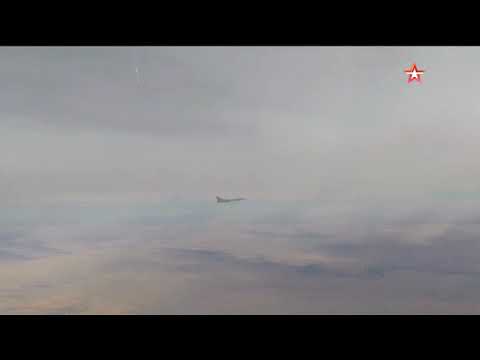 القاذفات الروسية تقصف داعش في بلدة السيال بريف دير الزور الشرقي