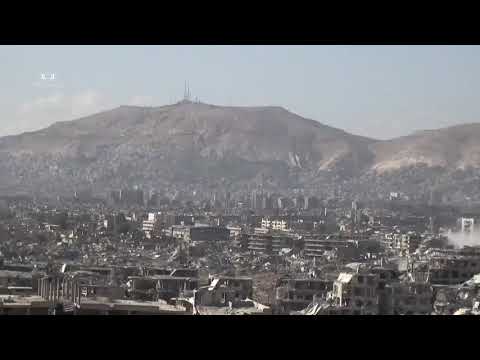 #شاهد لحظة سقوط خراطيم TNT على الأحياء السكنية لحي #جوبر الدمشقي 2017/11/11