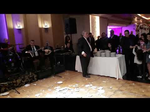 Breaking The Dishes (Greek)