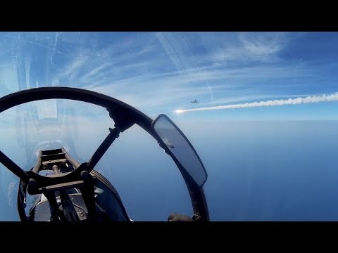 Ракетные пуски и бомбометание самолетов Су-30СМ авиации ЮВО