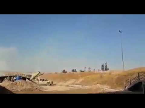 لحظة اطلاق الجيش السوري صواريخ على المجموعات الارهابية في حرستا