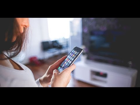 لانشغالها بالهاتف   بتر ساق سيدة أثناء دخولها مصعدًا كهربائيًا