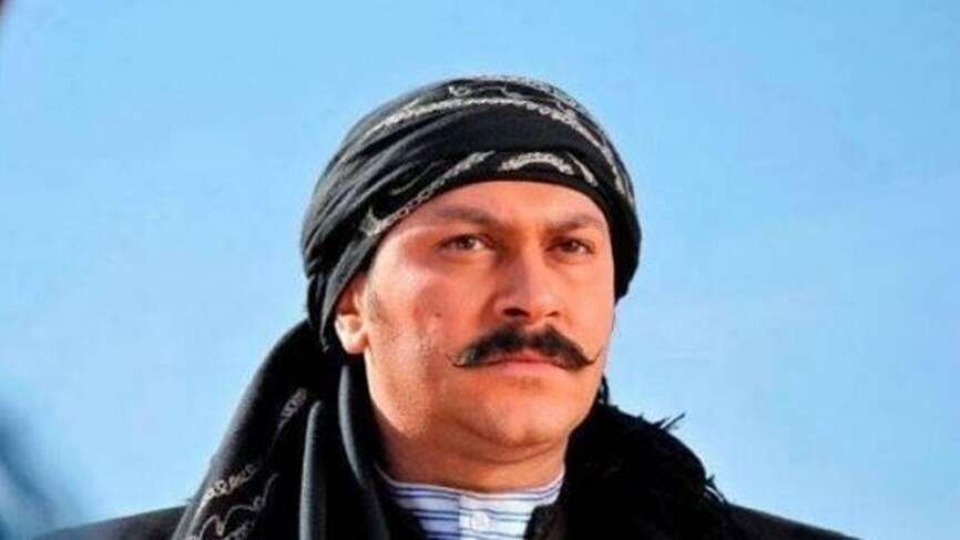 نجم "باب الحارة" يُتهم بالخيانة الوطنية.. ورواد مواقع التواصل يردون عليه: "يا عيب الشوم"