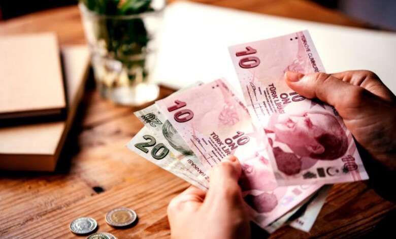 الليرة التركية ترتفع أمام الدولار بعد كشف بيانات هامة .. سعر اليوم