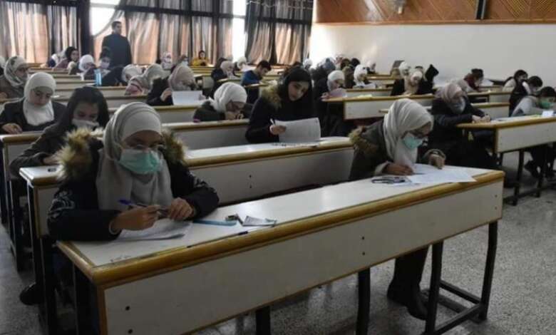 دمشق.. توزيع أسئلة محلولة في امتحان أحد مقررات الصيدلة.. وعميد الكلية تكشف حقيقة ما حدث
