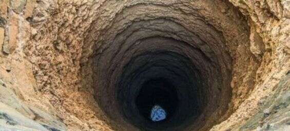 بعد فاجعة ريان .. طفل جديد يفقد حياته بنفس الطريقة ولكن بصمت إعلامي