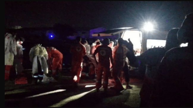 لبنان.. انتشال 8 جثث وانقاذ آخرين بحادثة غرق مركب للمهاجرين